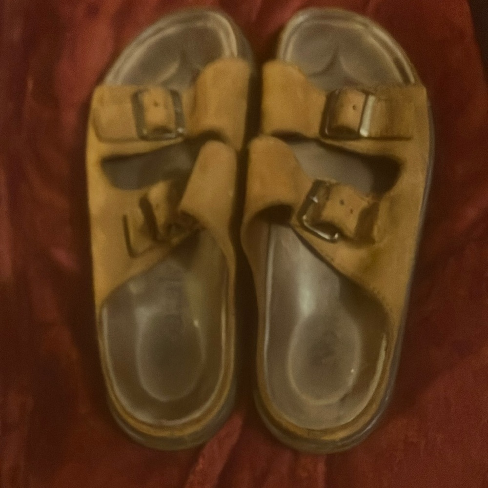 Men’s sandals